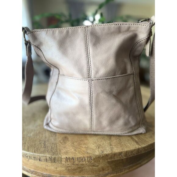 The Sak Pink Crossbody Bag with Adjustable Strap - Picture 3 of 8